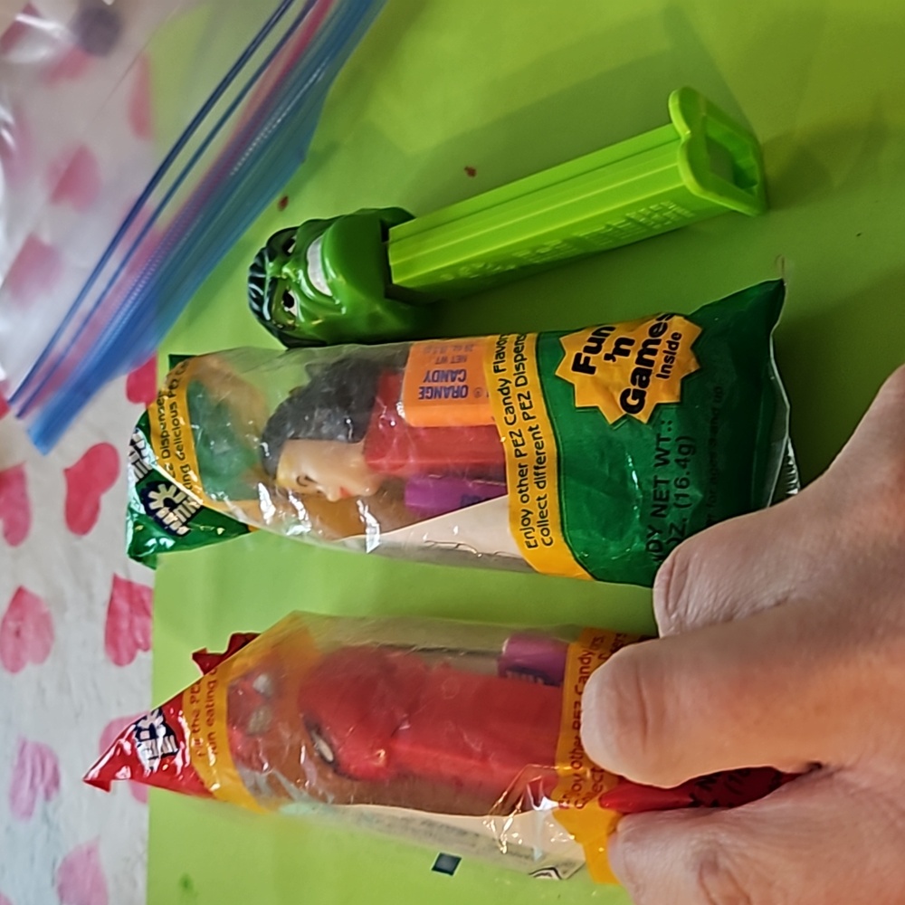 Set of 3 super heros pez dispensers